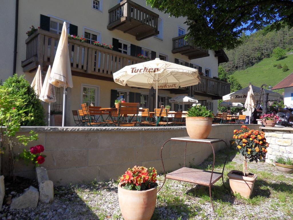 Hotel Zum Braeu Kinding Kültér fotó