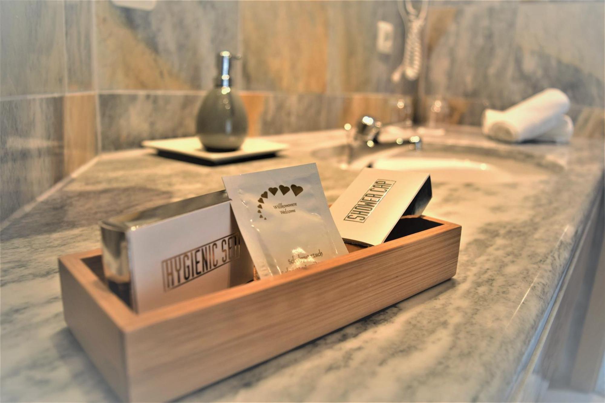 Hotel Zum Braeu Kinding Kültér fotó