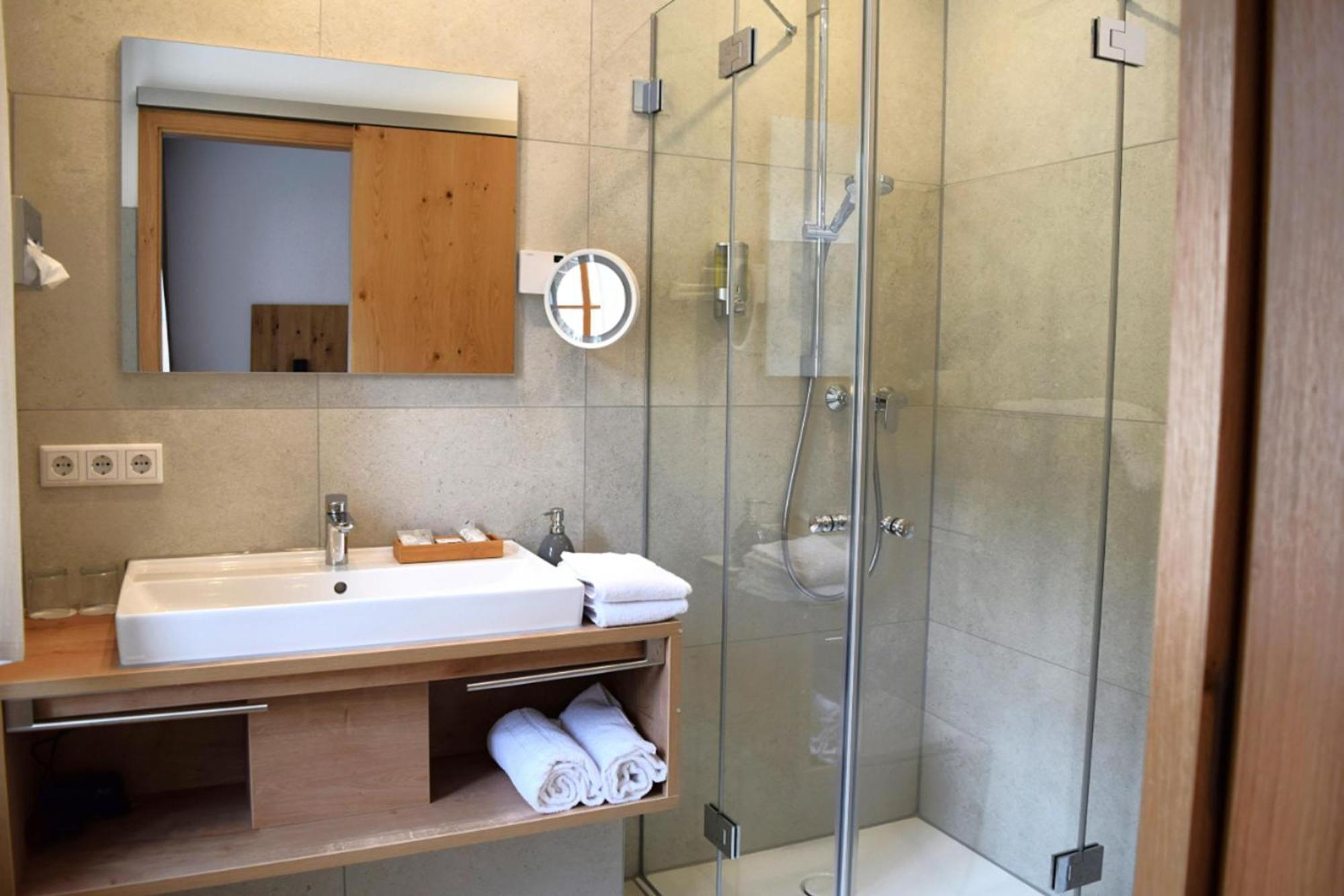 Hotel Zum Braeu Kinding Kültér fotó