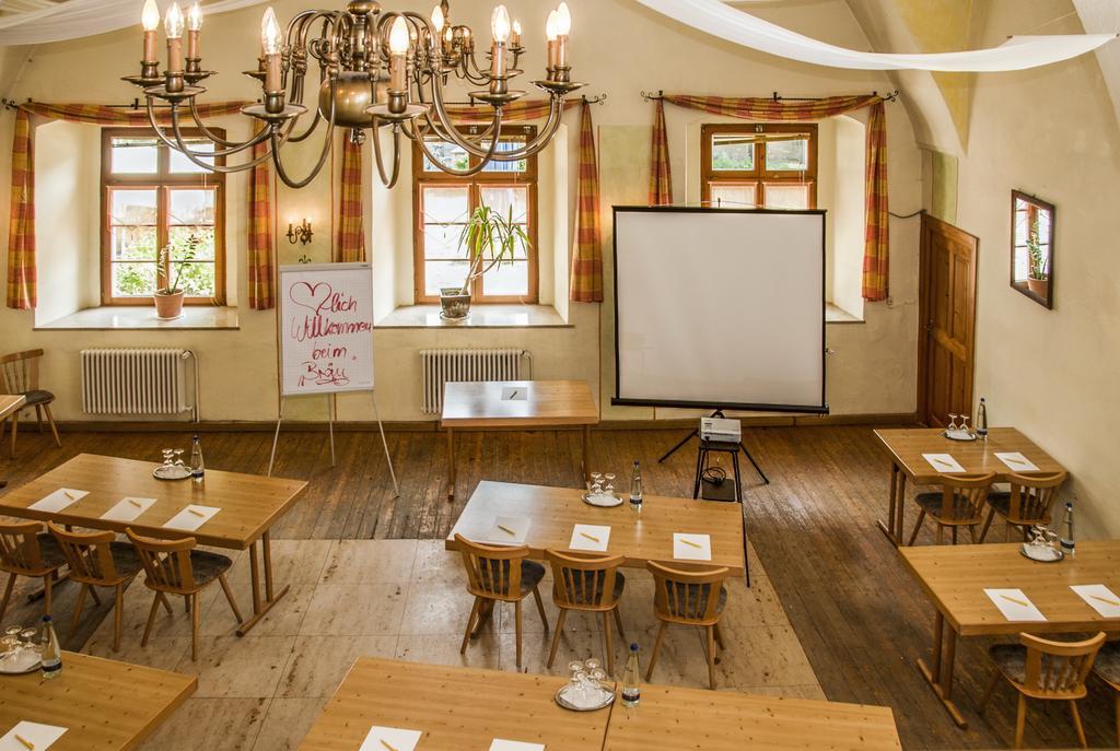Hotel Zum Braeu Kinding Kültér fotó