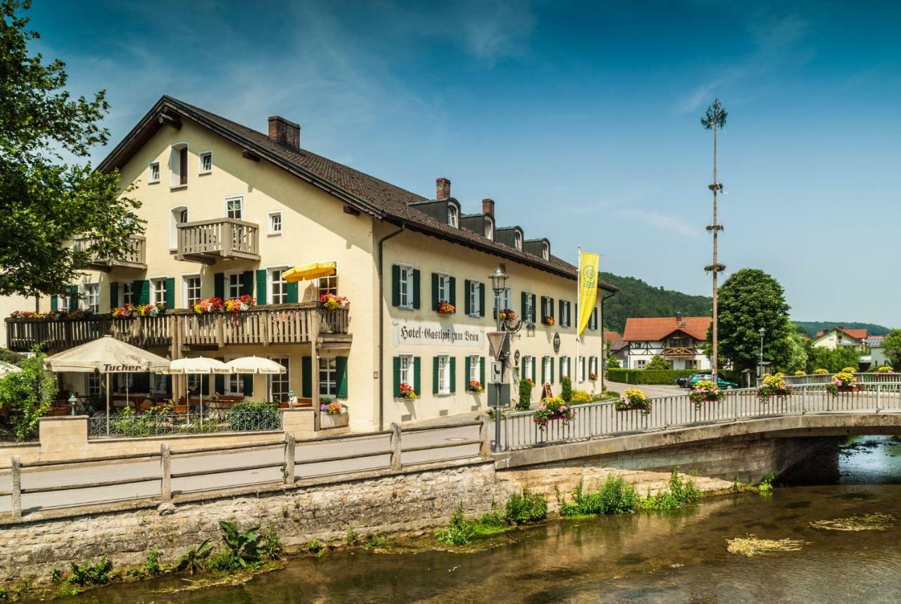 Hotel Zum Braeu Kinding Kültér fotó