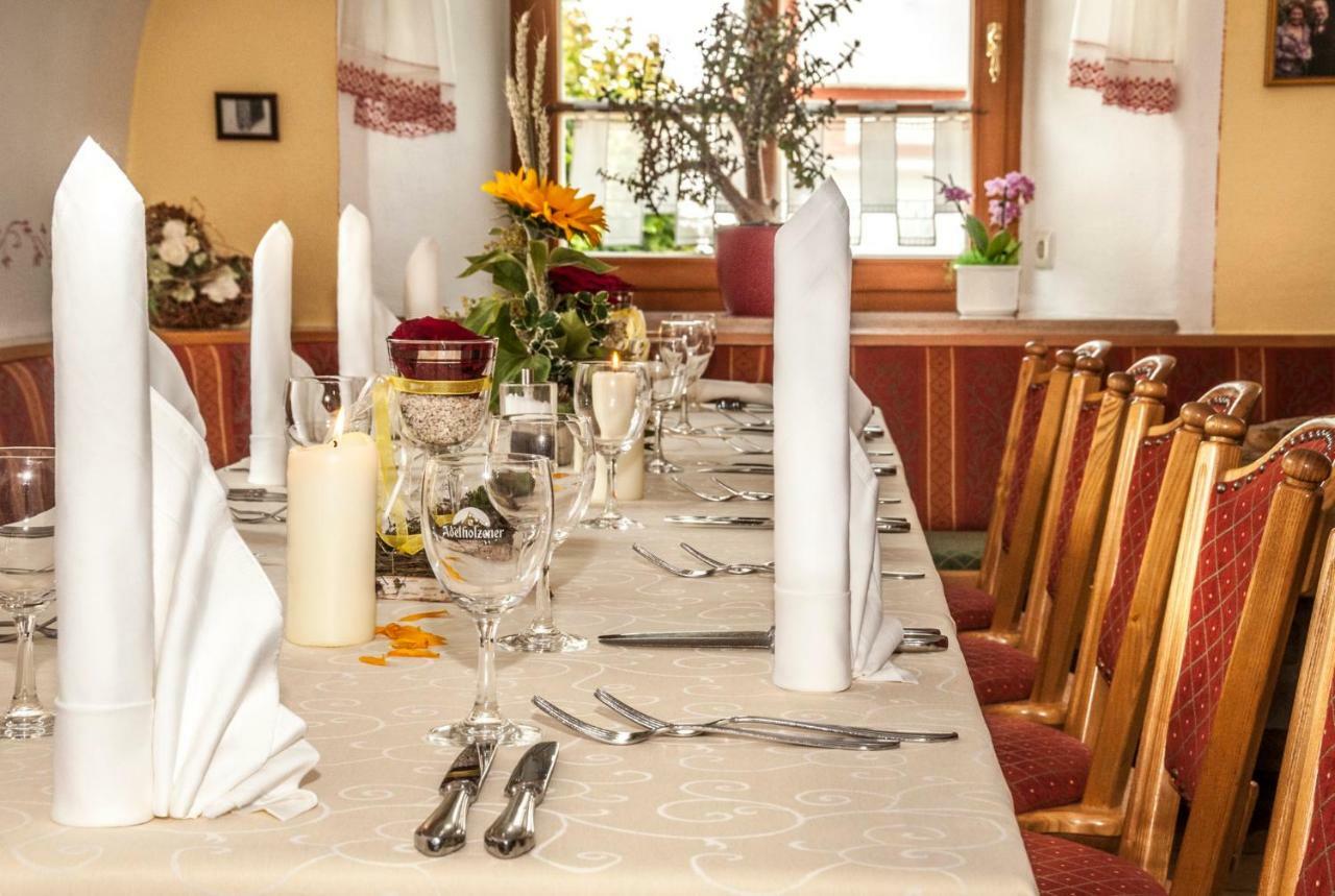Hotel Zum Braeu Kinding Kültér fotó
