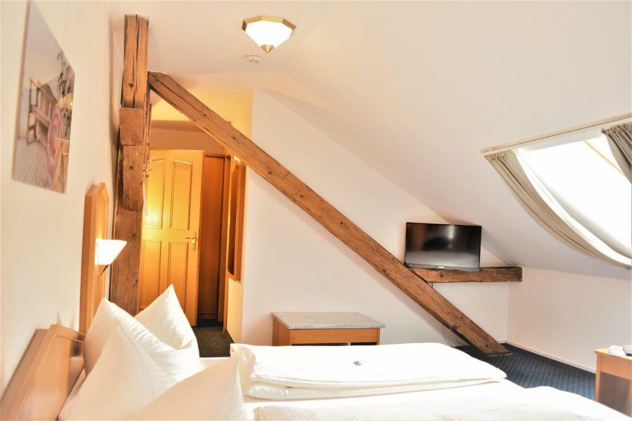 Hotel Zum Braeu Kinding Kültér fotó