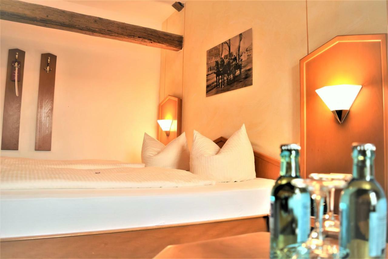 Hotel Zum Braeu Kinding Kültér fotó